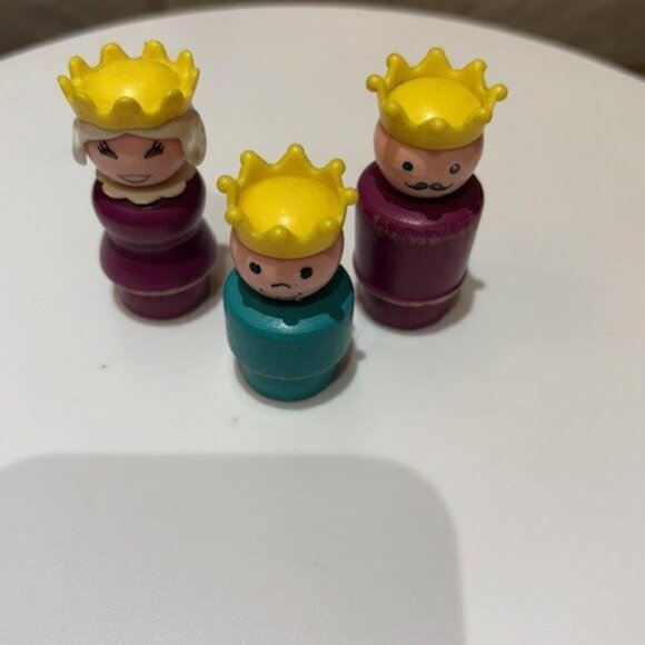 VTG Fisher Price Little People King Queen Prince 993 Castle wood/plastic 1970s - Picture 3 of 6